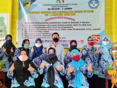 Foto Bersama Setelah Selesai Kegiatan Workshop