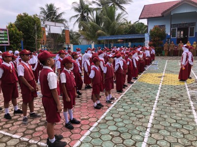 Upacara Bendera Hari Senin