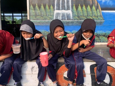Gosok gigi PHBS