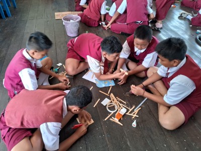 Ujian praktek 1